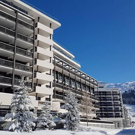 Apartment 3p Duplex, Terrasse, Piscine/spa, Ski/parking, Foret - Fr-1-425-138 *